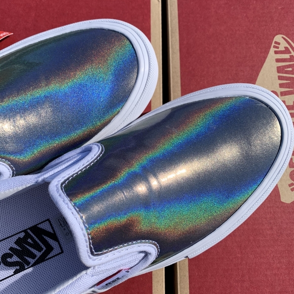 RESTOCKED Van's Slip-On Pro Silver Rainbow Various - Picture 5 of 9